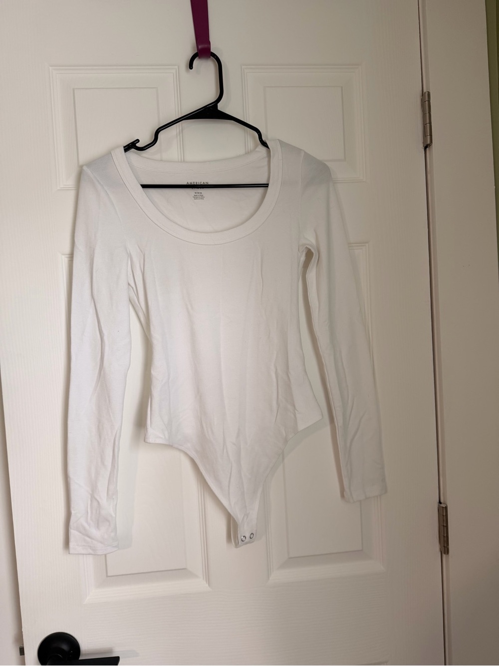 American Eagle Women’s white Long-Sleeve Scoop Neck Bodysuit